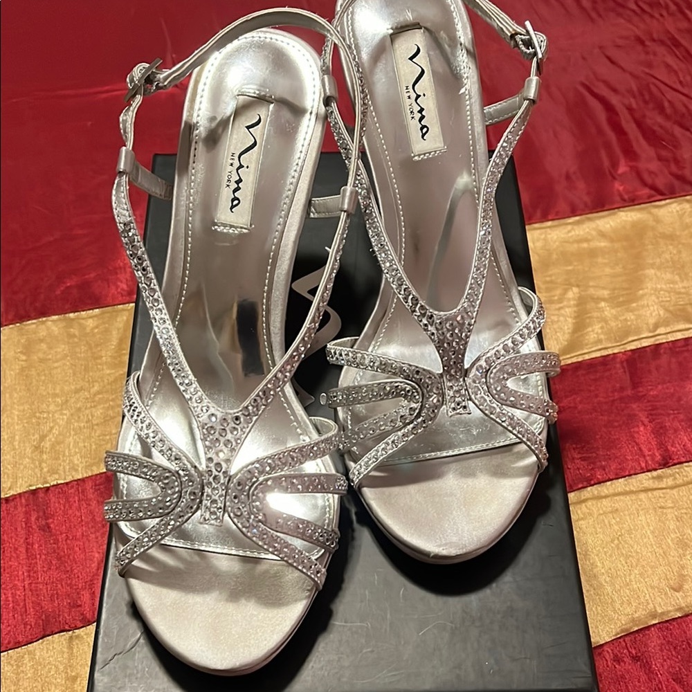 Silver High Heel Sandals with Open Toe and Criss-Cross Straps